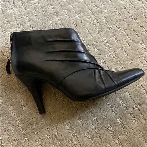 Aldo Booties - Picture 2 of 9